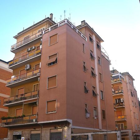 Tia Tourist Apartment Rome Luaran gambar